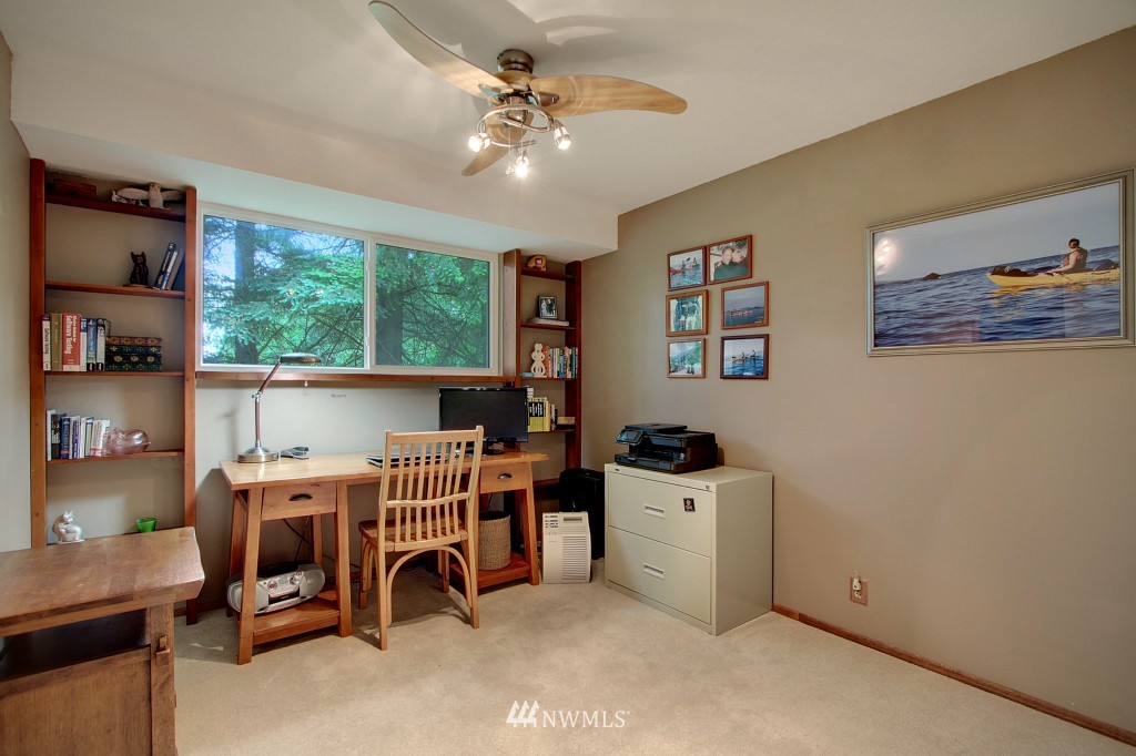 5604 227th Street Southeast Bothell, WA 98021 - Photo 9 of 15