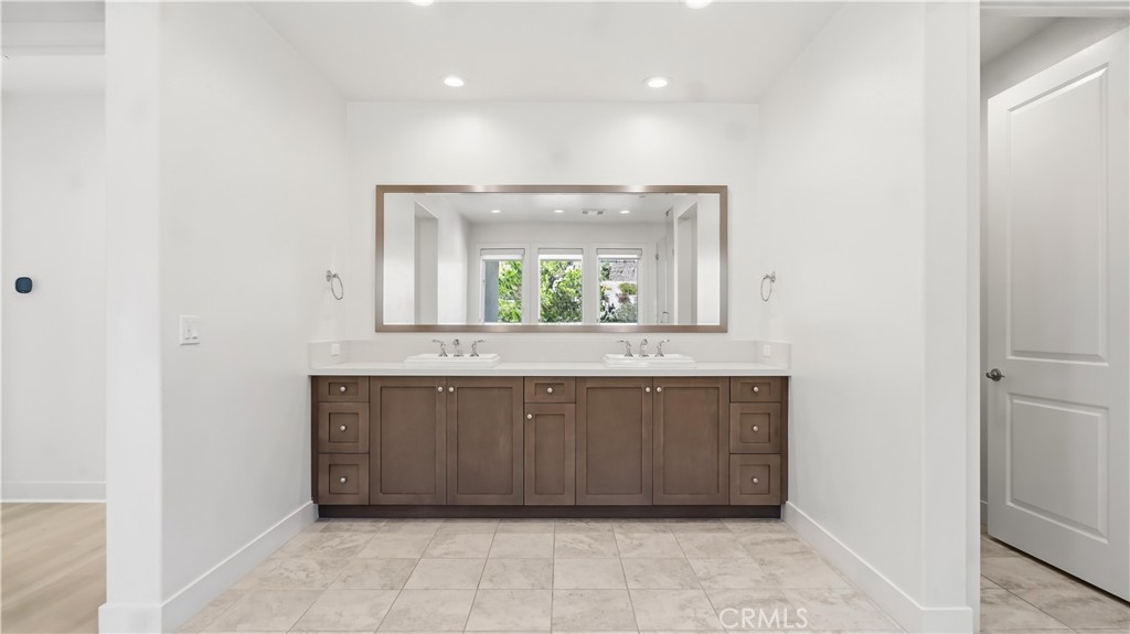 12000 Mirabel Way Porter Ranch, CA 91326 - Photo 25 of 61 master bathroom 1