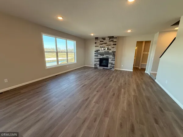 $634,900 | 1649 Meadows Drive Northeast, East Bethel, MN 55011