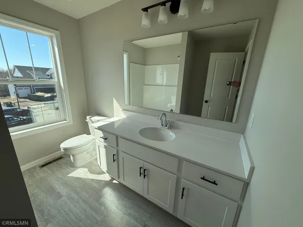 $634,900 | 1649 Meadows Drive Northeast, East Bethel, MN 55011