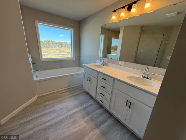 $634,900 | 1649 Meadows Drive Northeast, East Bethel, MN 55011