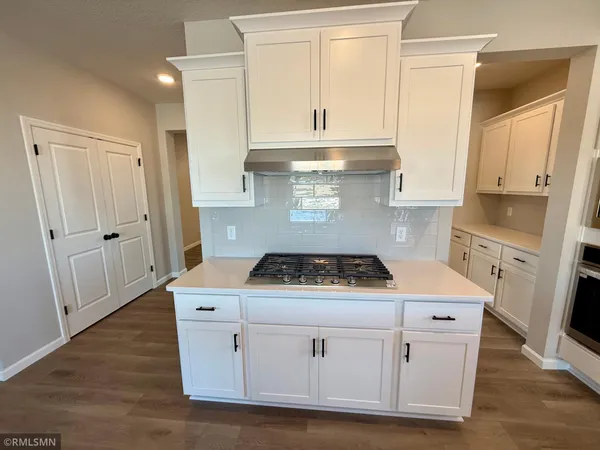 $634,900 | 1649 Meadows Drive Northeast, East Bethel, MN 55011