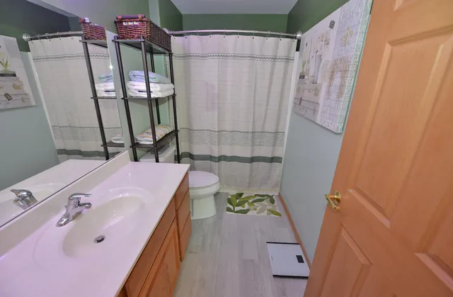 $259,900 | 4249 Taylor Harbor West, Unit 6, Mount Pleasant, WI 53403