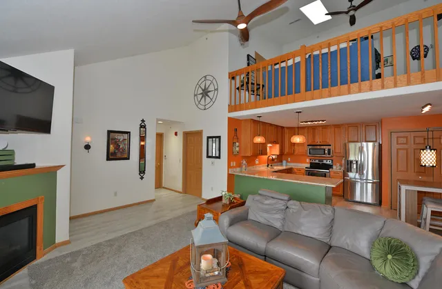 $259,900 | 4249 Taylor Harbor West, Unit 6, Mount Pleasant, WI 53403