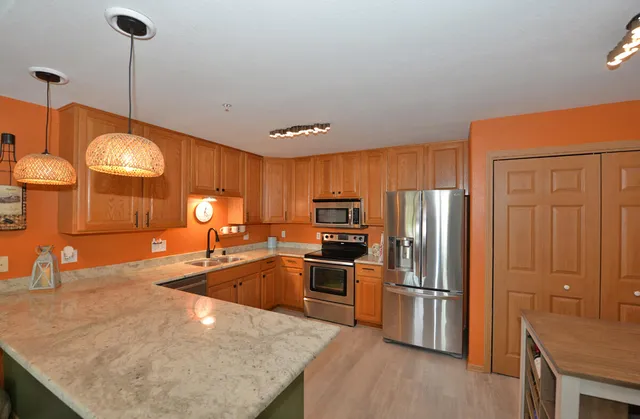 $259,900 | 4249 Taylor Harbor West, Unit 6, Mount Pleasant, WI 53403