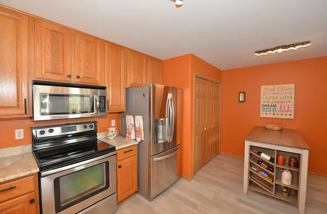 $259,900 | 4249 Taylor Harbor West, Unit 6, Mount Pleasant, WI 53403