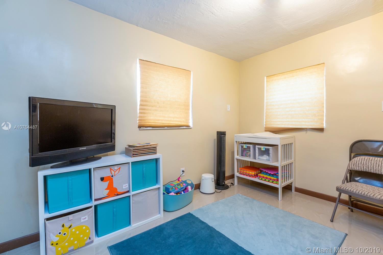 1000 Foster Road Hallandale, FL 33009 - Photo 11 of 18 Gallery Image 11