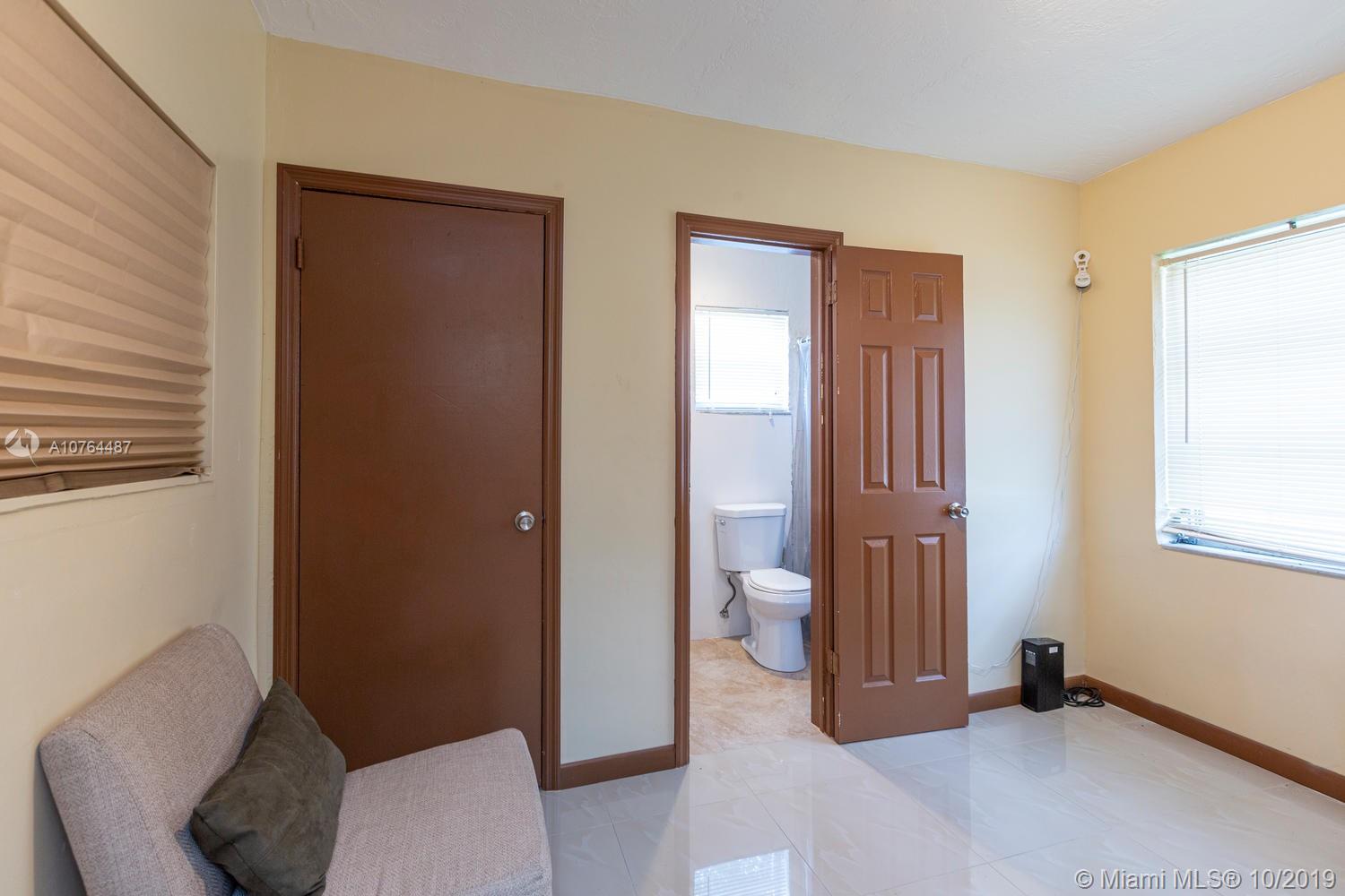 1000 Foster Road Hallandale, FL 33009 - Photo 13 of 18 Gallery Image 13