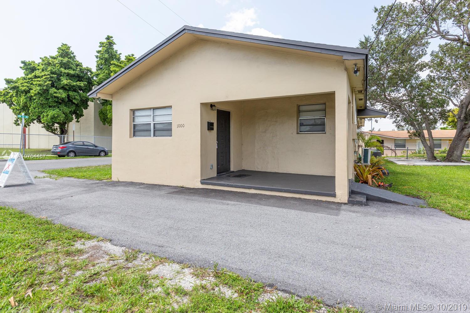 1000 Foster Road Hallandale, FL 33009 - Photo 3 of 18 Gallery Image 3