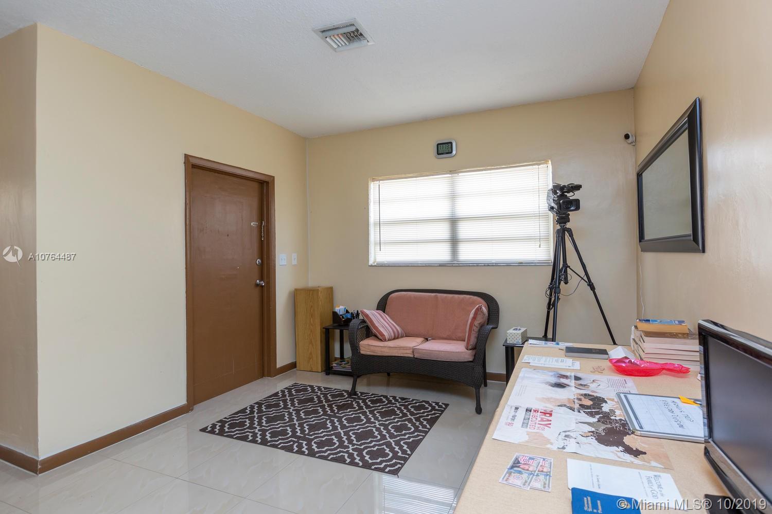 1000 Foster Road Hallandale, FL 33009 - Photo 4 of 18 Gallery Image 4