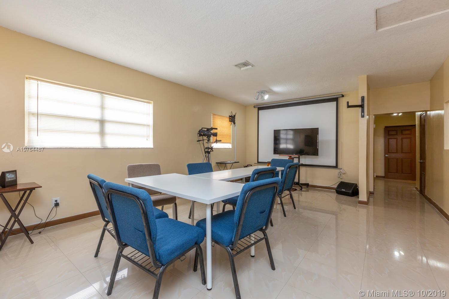 1000 Foster Road Hallandale, FL 33009 - Photo 5 of 18 Gallery Image 5