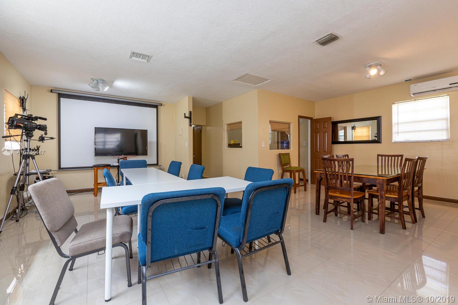 1000 Foster Road Hallandale, FL 33009 - Photo 6 of 18 Gallery Image 6