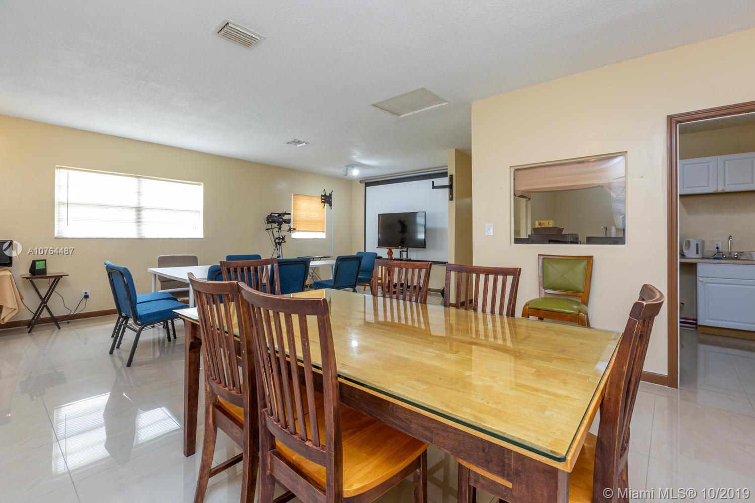 1000 Foster Road Hallandale, FL 33009 - Photo 7 of 18 Gallery Image 7