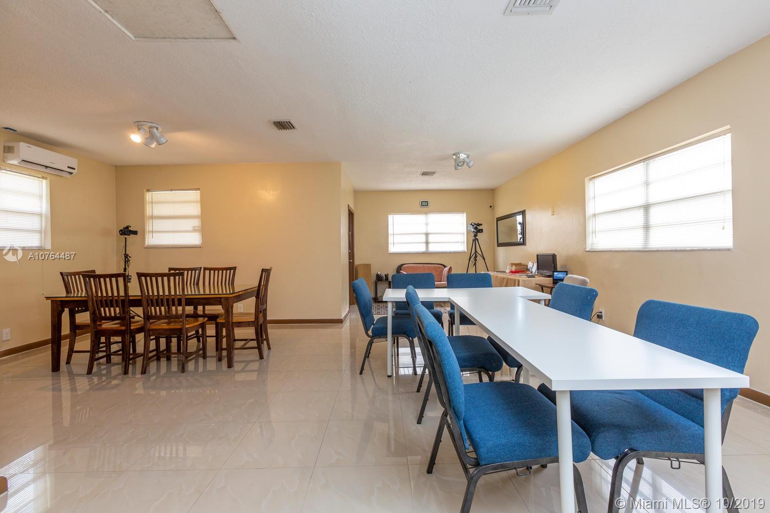 1000 Foster Road Hallandale, FL 33009 - Photo 9 of 18 Gallery Image 9