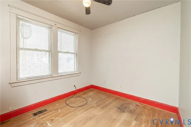 $184,900 | 212 Norfolk Avenue, Colonial Heights, VA 23834