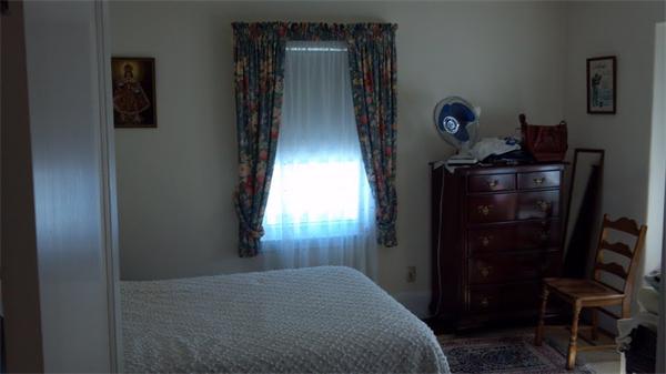 18 Ferndale Road Quincy, MA 02170 - Photo 2 of 3 Gallery Image 2