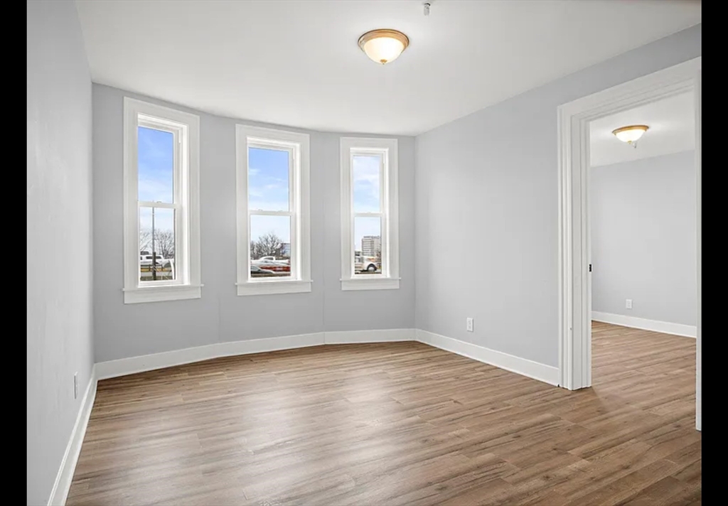 2 Redfield Street, Unit 3 Boston, MA 02122 - Photo 8 of 11