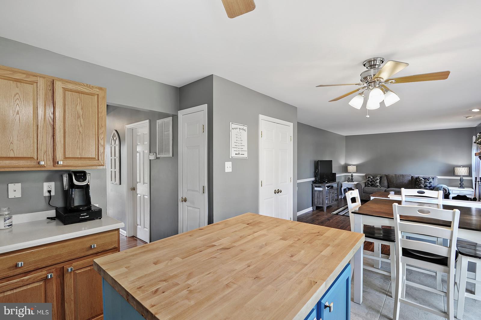 45 Tullamore Road Magnolia, DE 19962 - Photo 12 of 36 Custom Kitchen Island