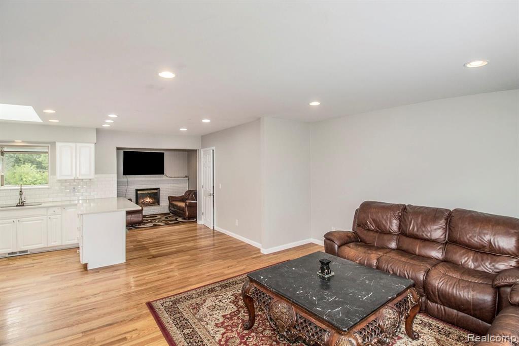 3401 Harrison Avenue Rochester Hills, MI 48307 - Photo 9 of 15