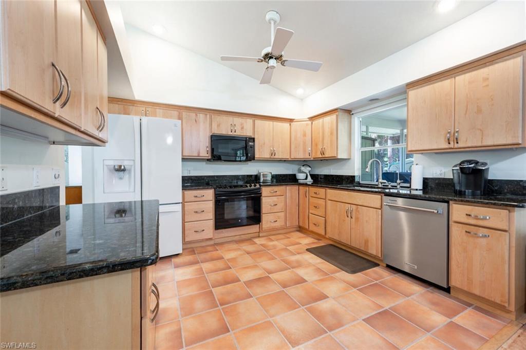 1471 13th Street Southwest Naples, FL 34117 - Photo 9 of 26 Gallery Image 9