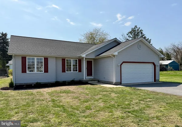 $379,900 | 41 General Torbert Drive, Milford, DE 19963
