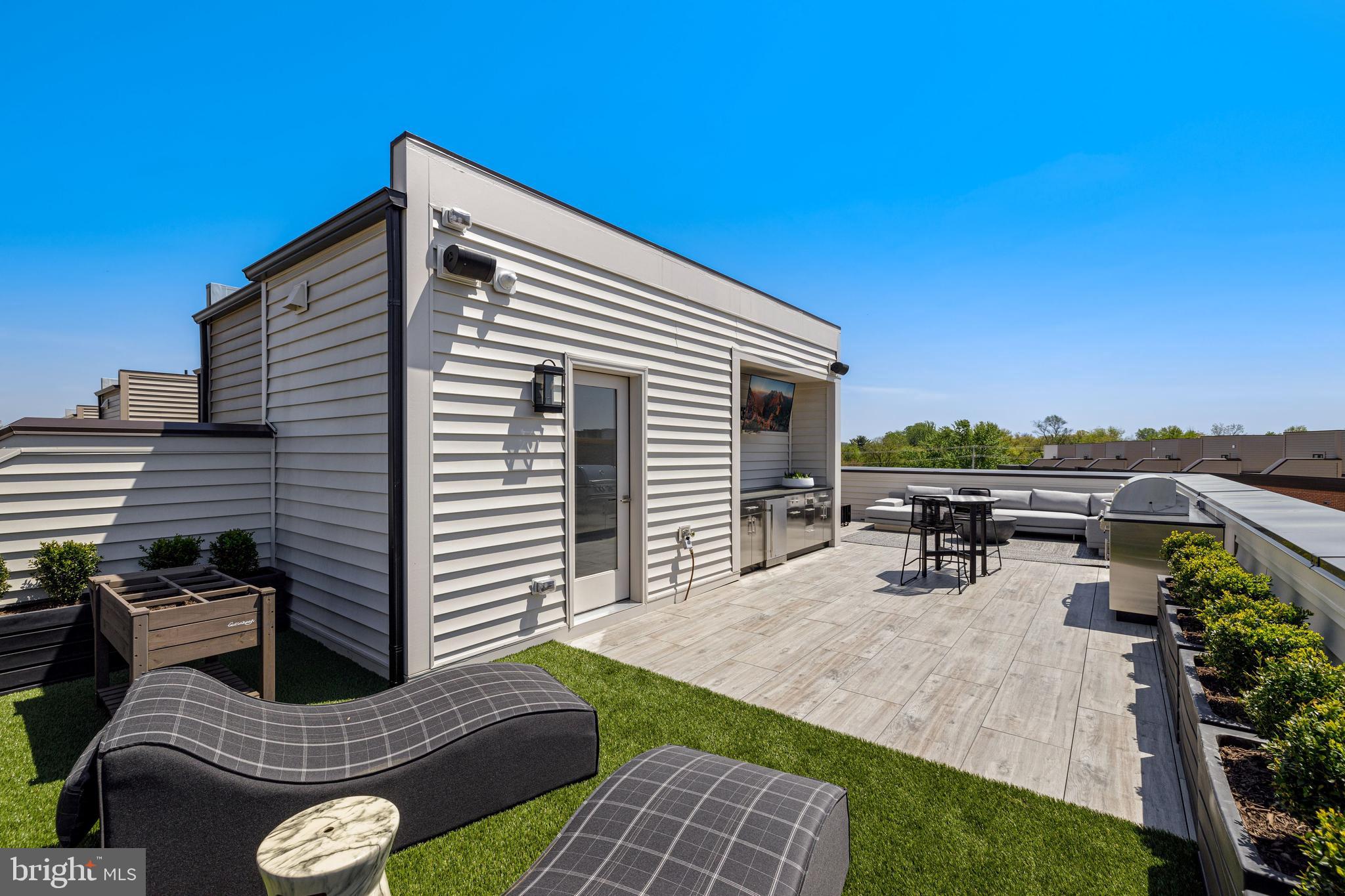 1770 Violet Ridge Place McLean, VA 22102 - Photo 6 of 39