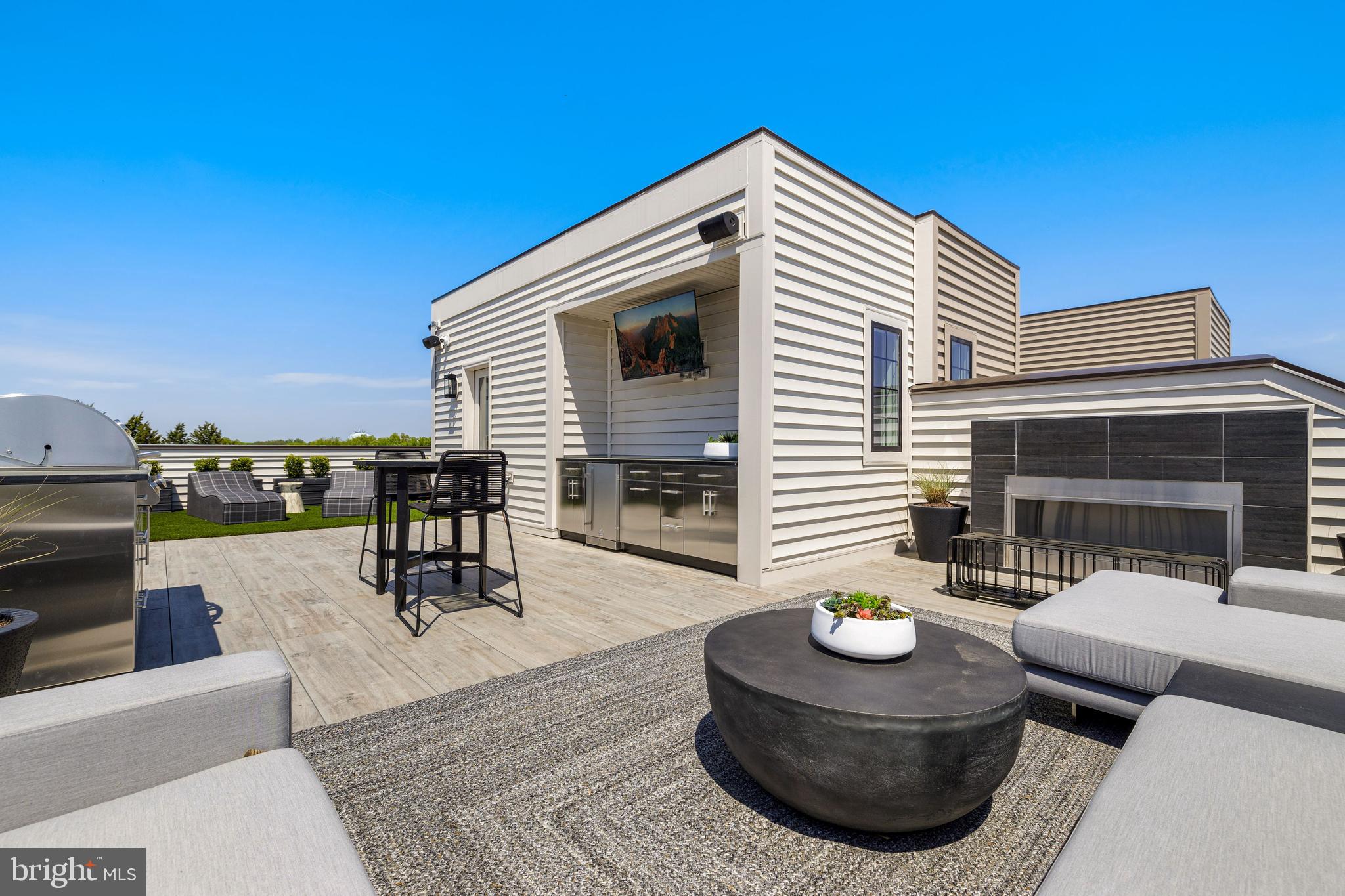 1770 Violet Ridge Place McLean, VA 22102 - Photo 8 of 39