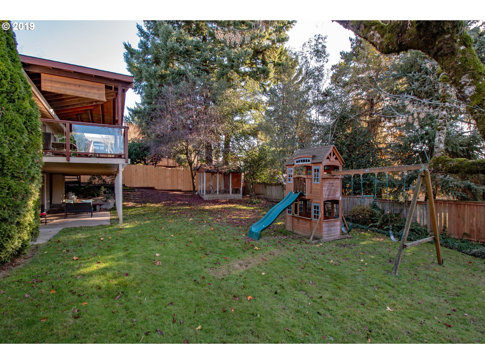 6424 Southwest Alfred Street Portland, OR 97219 - Photo 23 of 31 Gallery Image 23