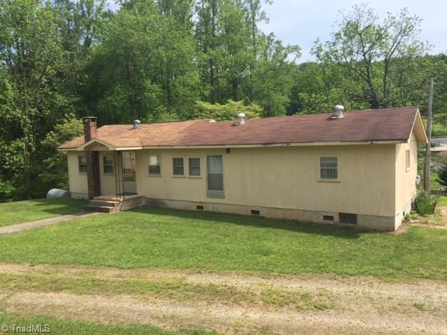 168 Rom Eller Road Purlear, NC 28665 - Photo 2 of 11
