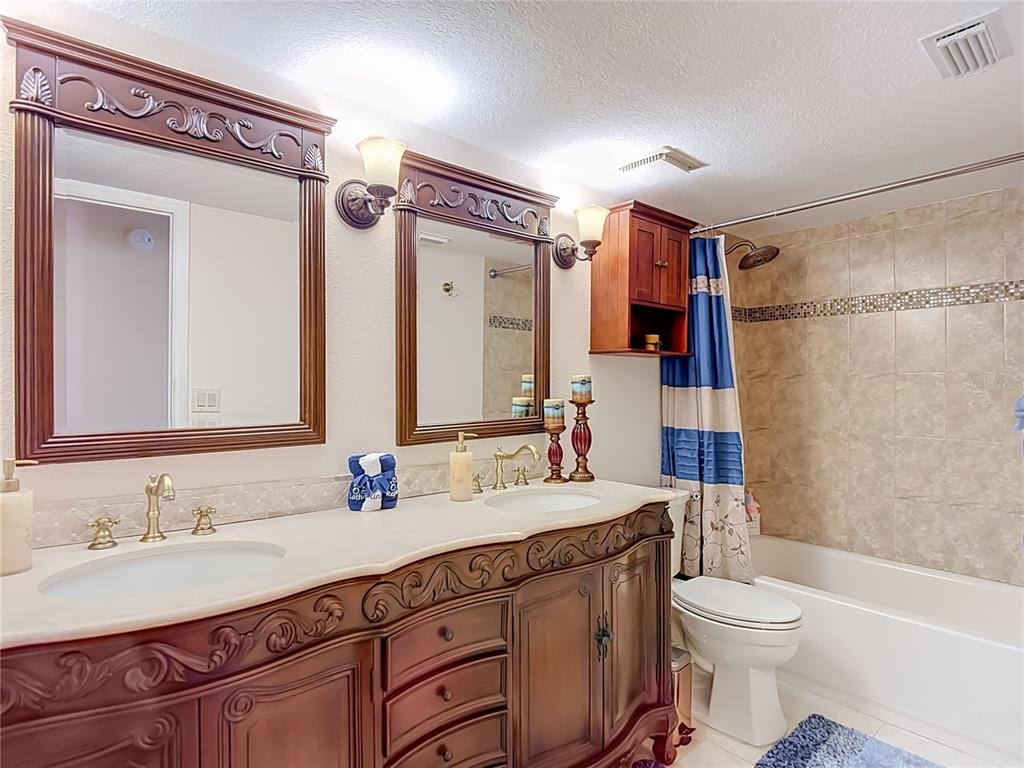 3008 Ripplewood Drive Seffner, FL 33584 - Photo 34 of 79