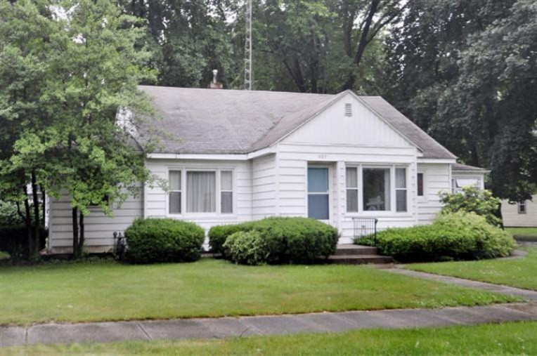 327 Constantine Street Three Rivers, MI 49093 - Photo 2 of 24 Additional Photo