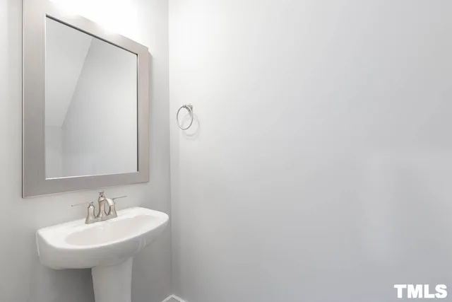 $1,900 | 10 South Laird Drive, Unit 8, Clayton, NC 27520