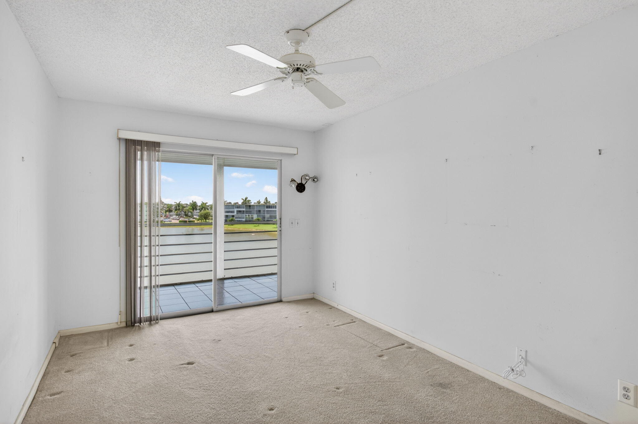 4059 Guildford East Boca Raton, FL 33434 - Photo 33 of 101 37-web-or-mls-DSC_8090