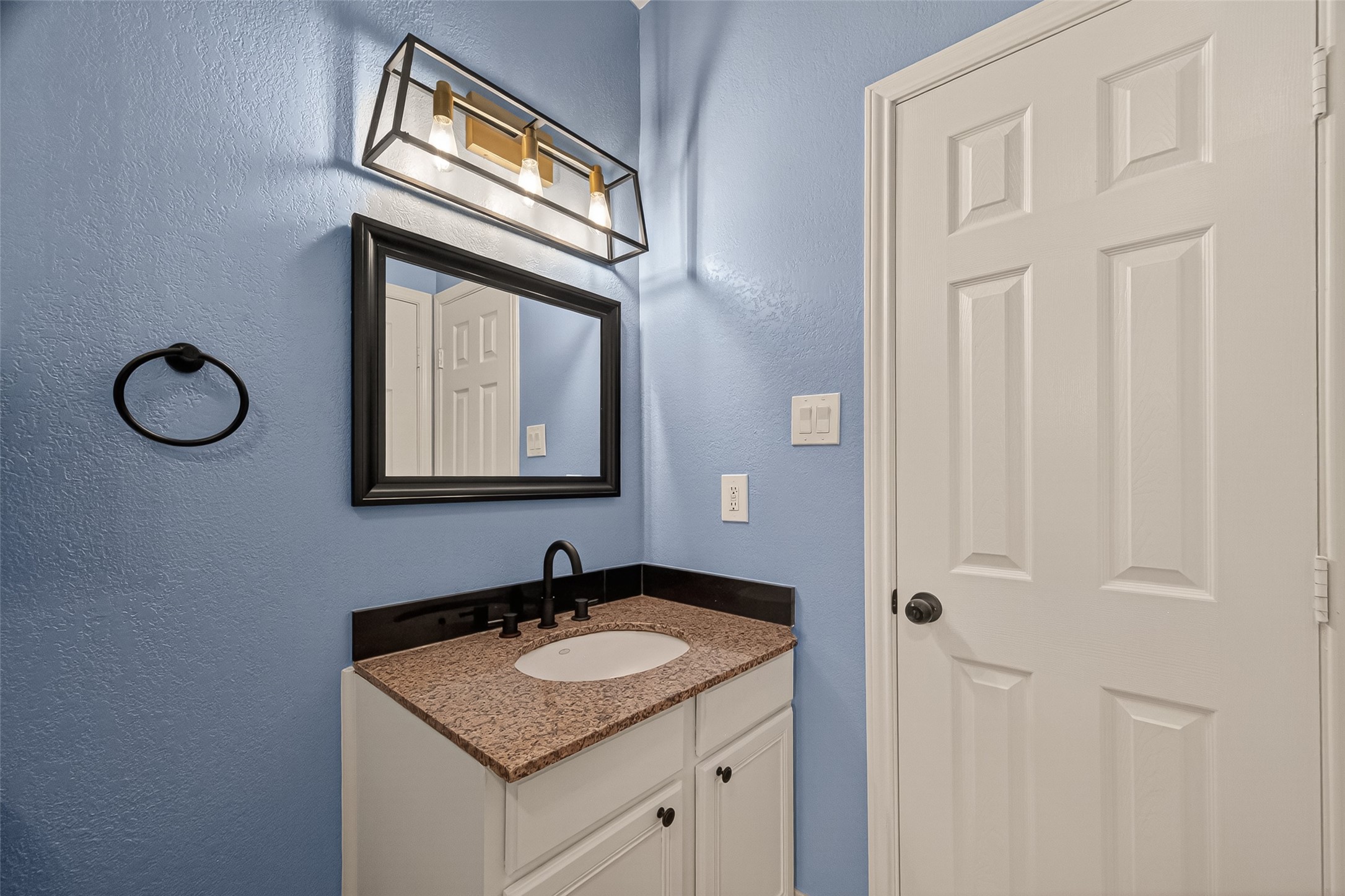 2120 Fulton Street Houston, TX 77009 - Photo 31 of 43