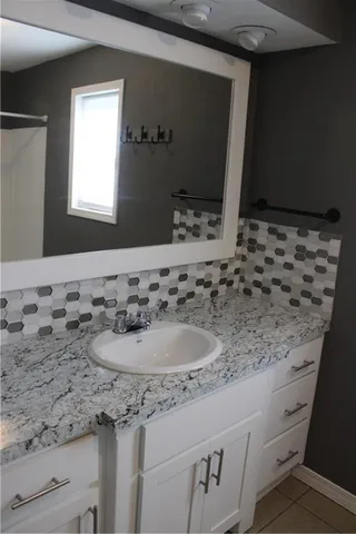 $129,000 | 206 East Leighton Street, Frontenac, KS 66763