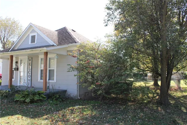 $129,000 | 206 East Leighton Street, Frontenac, KS 66763