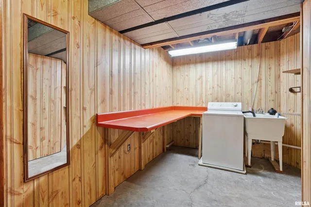 a room with a bed and a table