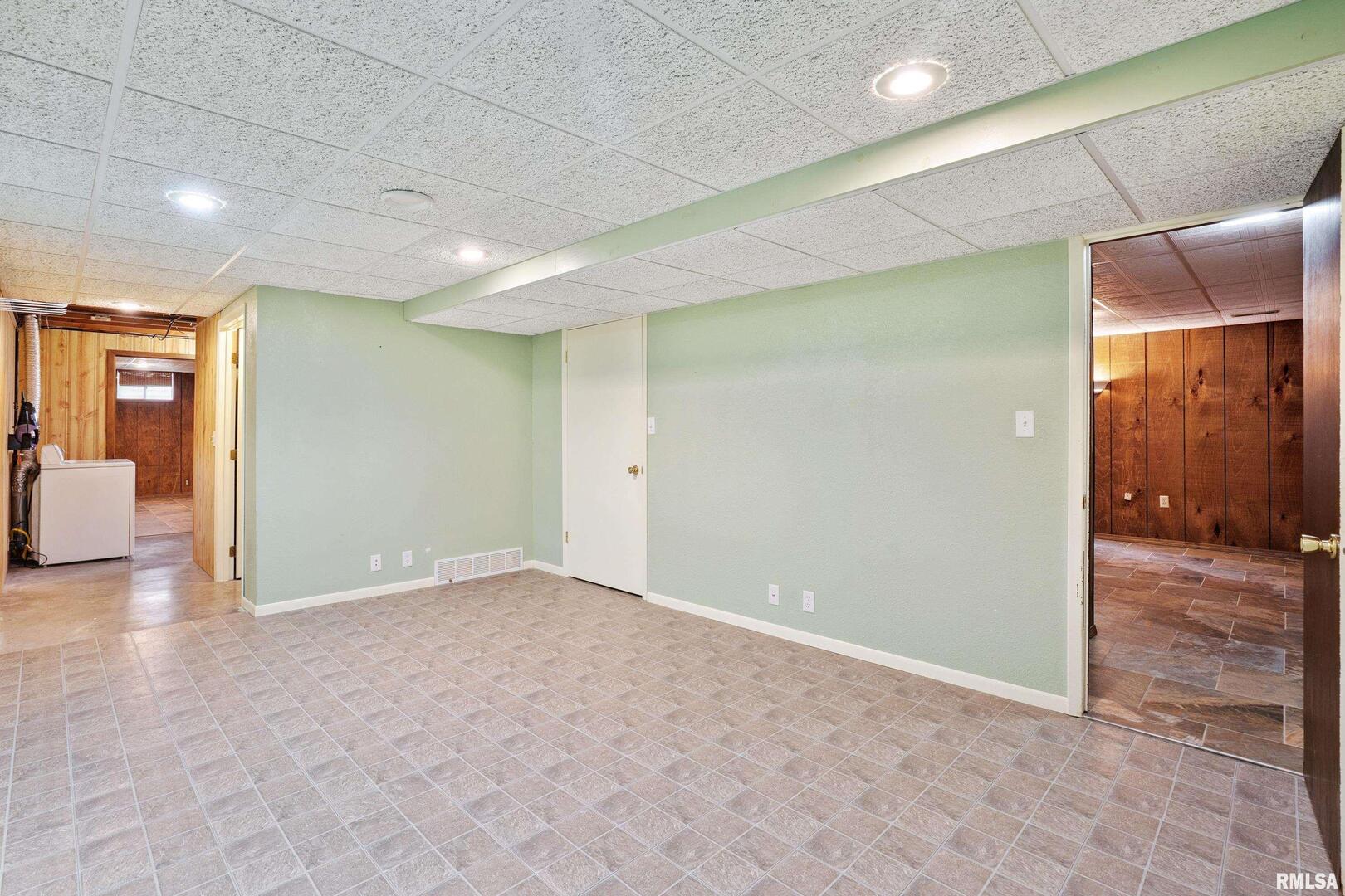 8528 101st Street West Andalusia, IL 61232 - Photo 29 of 42