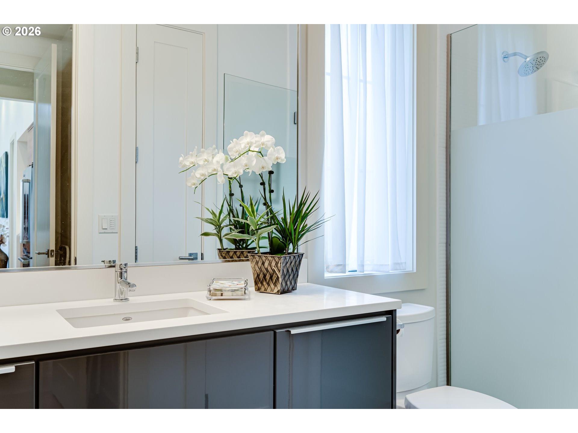 1595 Victorian Way Eugene, OR 97401 - Photo 22 of 48 Bathroom