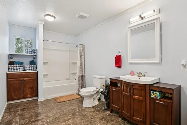 $439,000 | 15200 Highway 175, Eustace, TX 75124