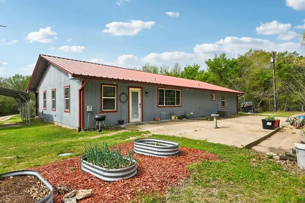 $439,000 | 15200 Highway 175, Eustace, TX 75124