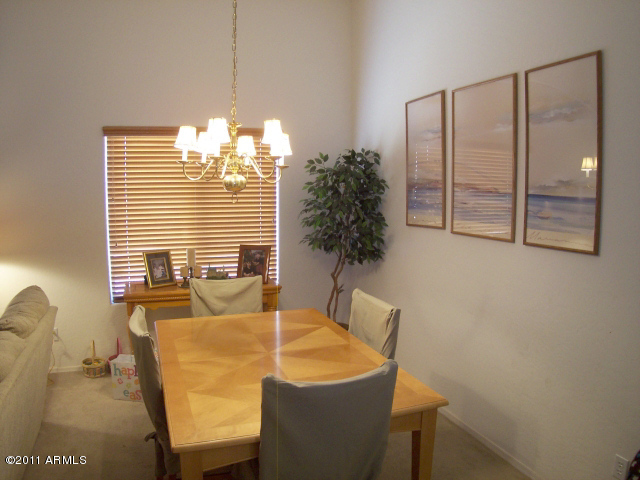 3684 South Martingale Road Gilbert, AZ 85297 - Photo 6 of 21 DINING ROOM