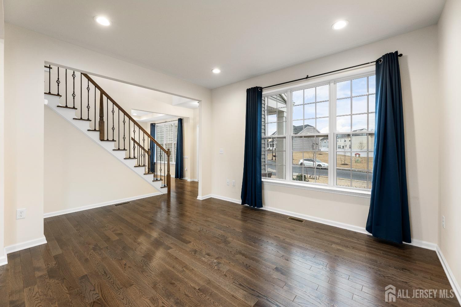 41 Stoneham Road Ewing, NJ 08638 - Photo 11 of 50 Gallery Image 11