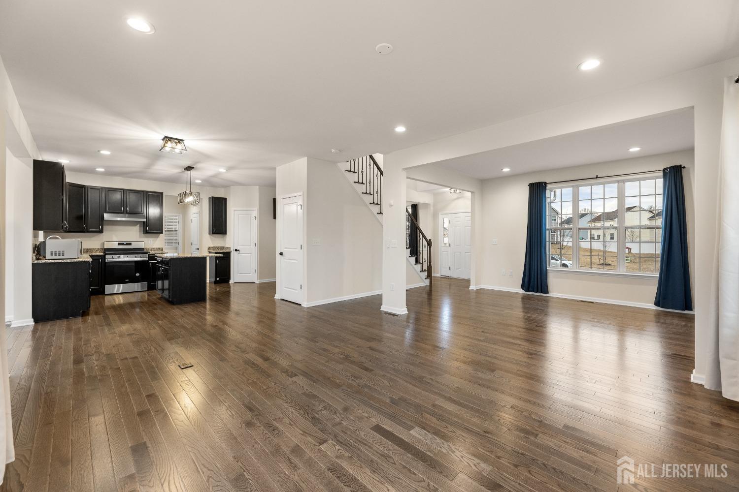 41 Stoneham Road Ewing, NJ 08638 - Photo 14 of 50 Gallery Image 14