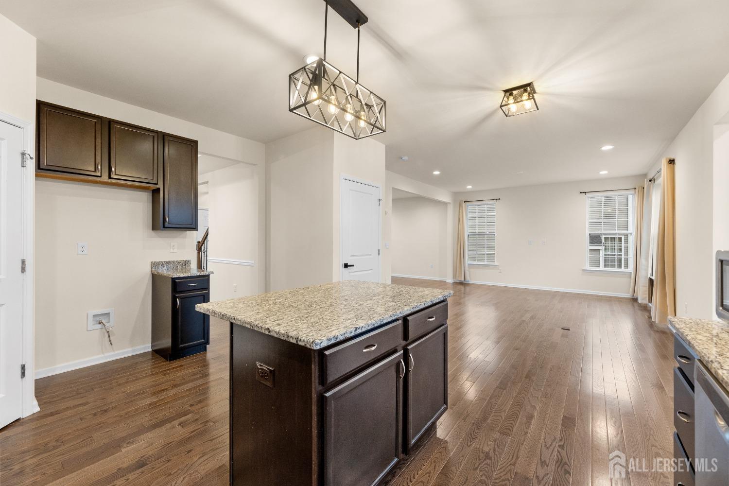 41 Stoneham Road Ewing, NJ 08638 - Photo 20 of 50 Gallery Image 20