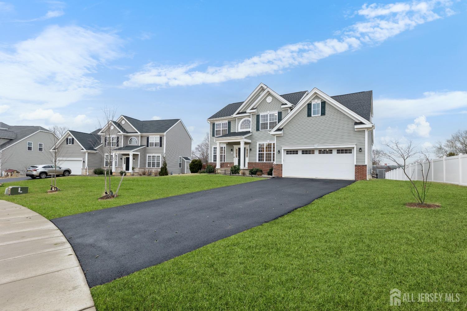 41 Stoneham Road Ewing, NJ 08638 - Photo 3 of 50 Gallery Image 3
