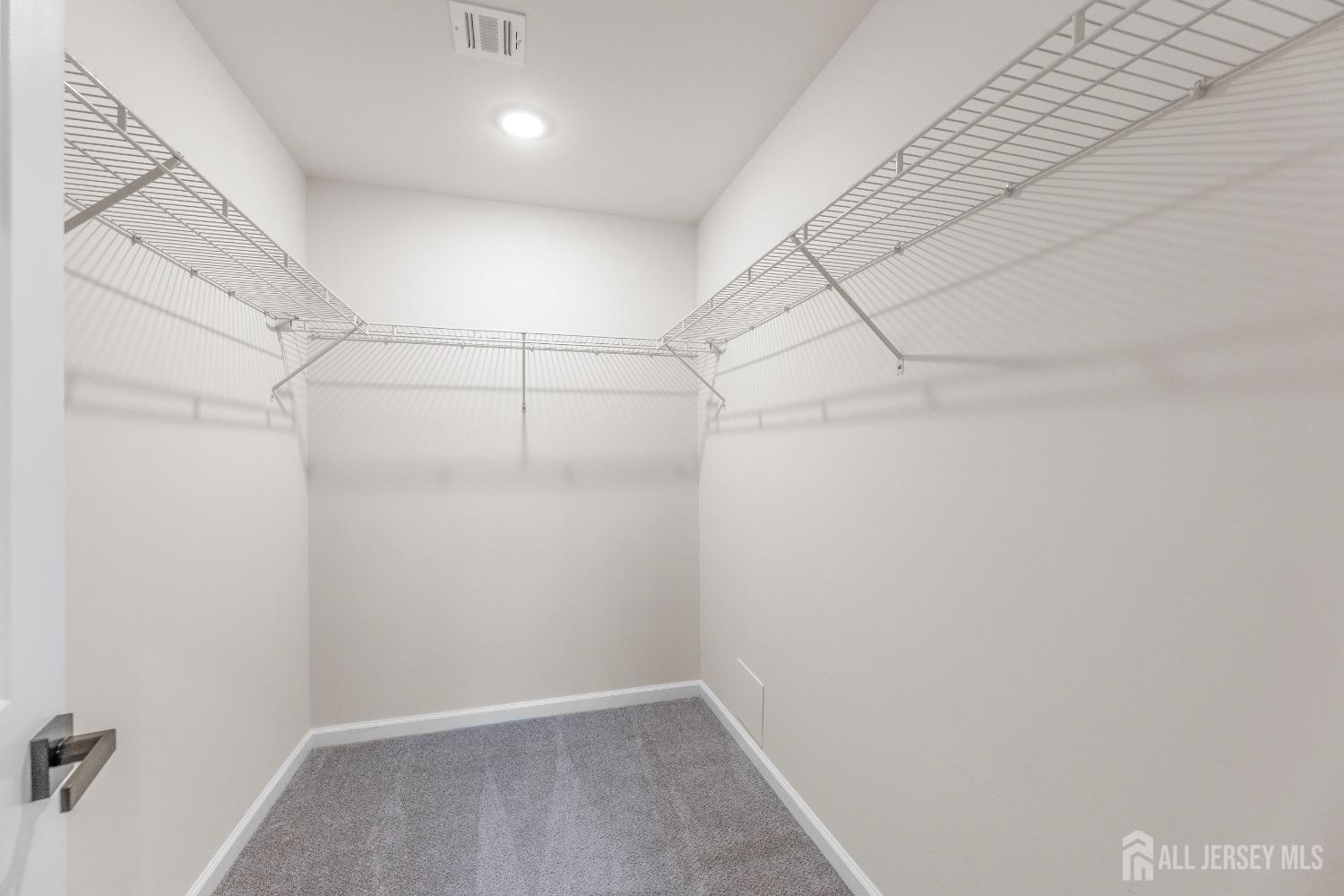 41 Stoneham Road Ewing, NJ 08638 - Photo 31 of 50 Gallery Image 31