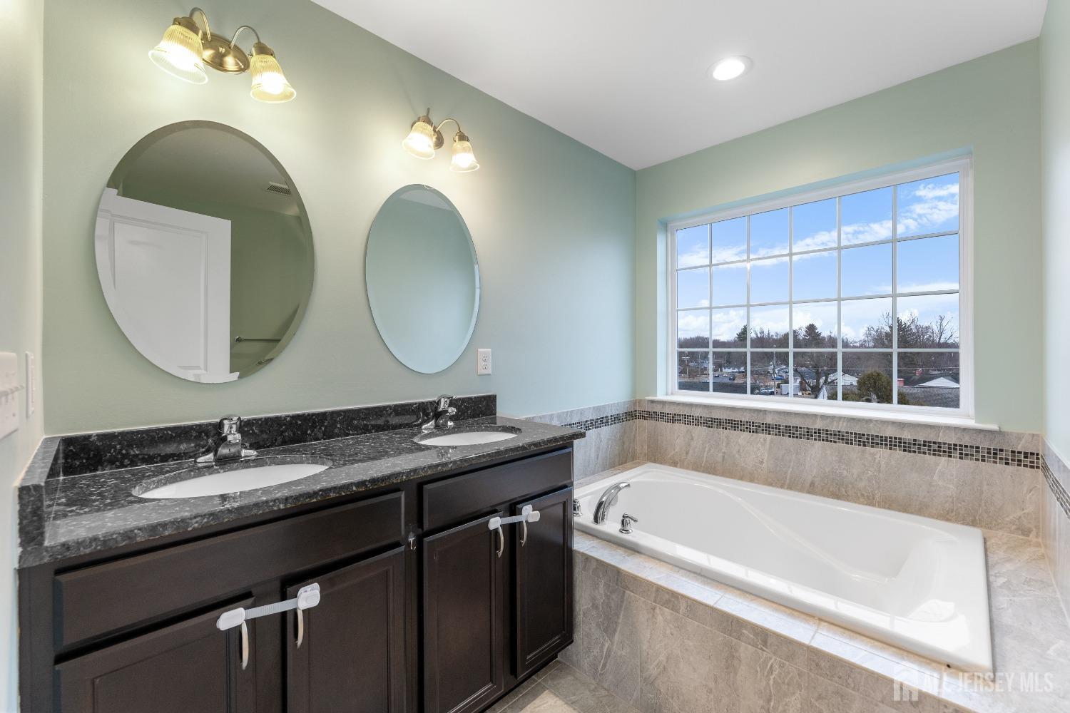 41 Stoneham Road Ewing, NJ 08638 - Photo 32 of 50 Gallery Image 32