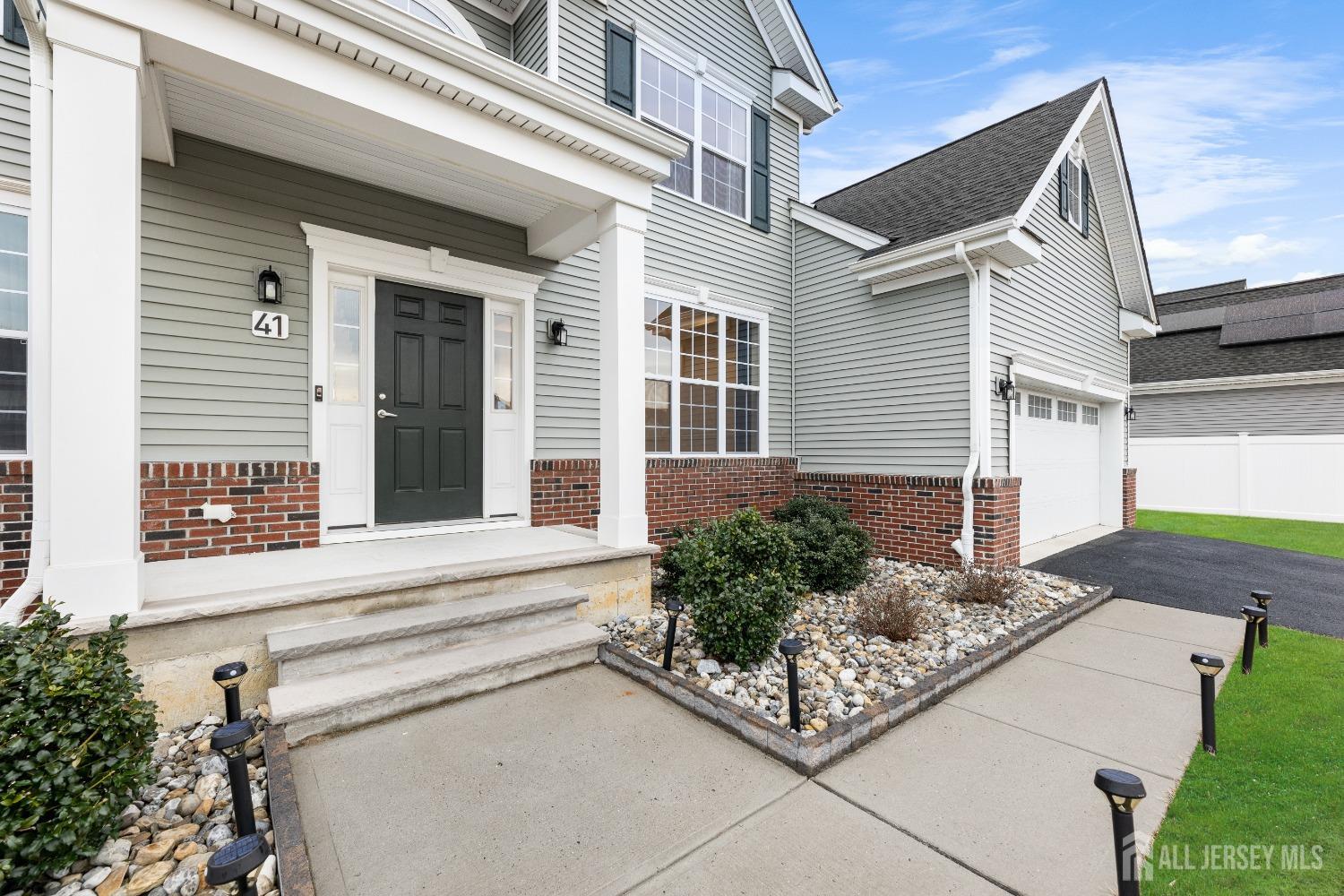 41 Stoneham Road Ewing, NJ 08638 - Photo 6 of 50 Gallery Image 6
