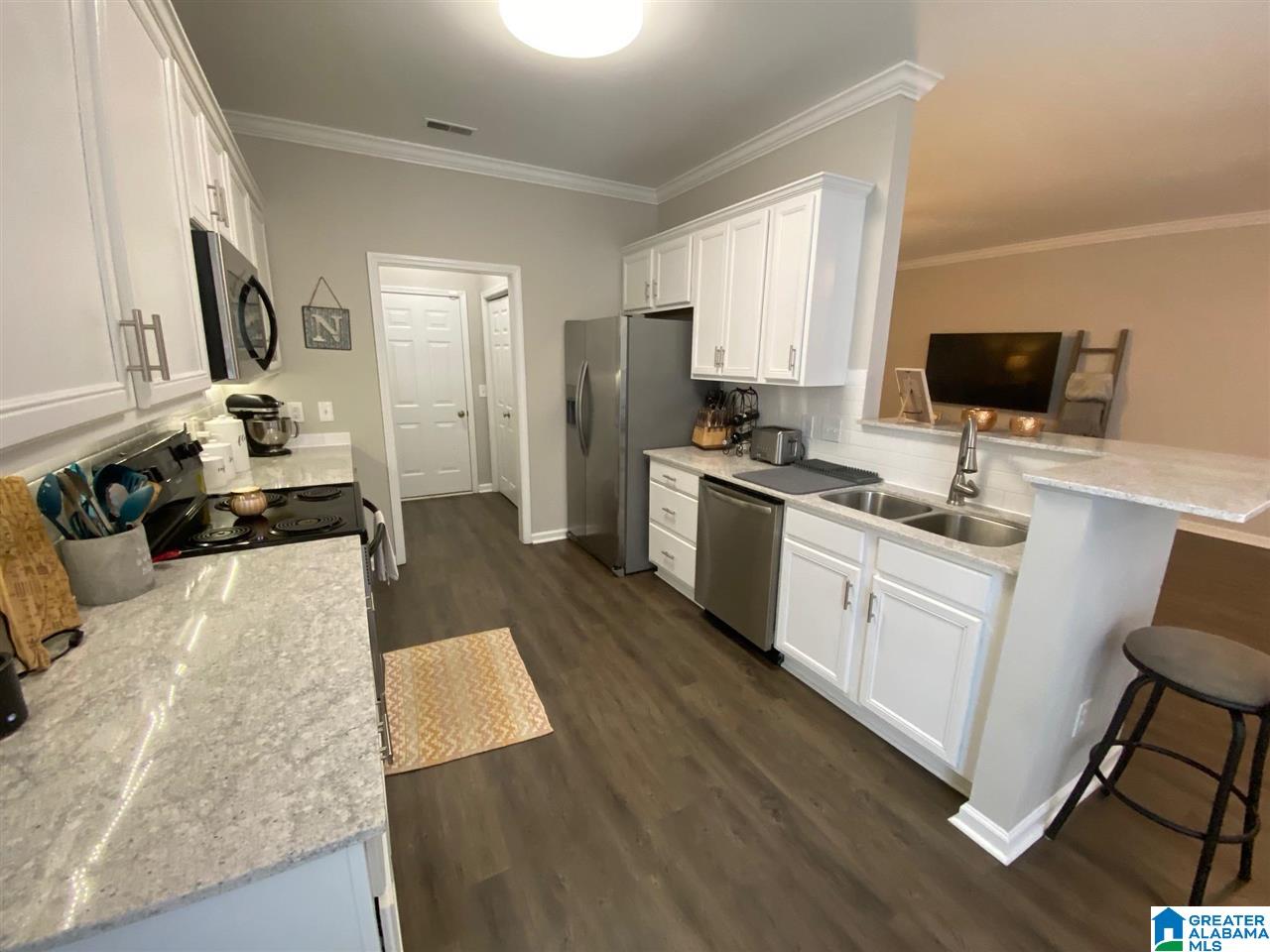 479 Summit Way Fultondale, AL 35068 - Photo 14 of 36